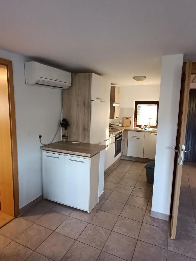 Ferienwohnung Hiska Na Gorci Podčetrtek Exterior foto