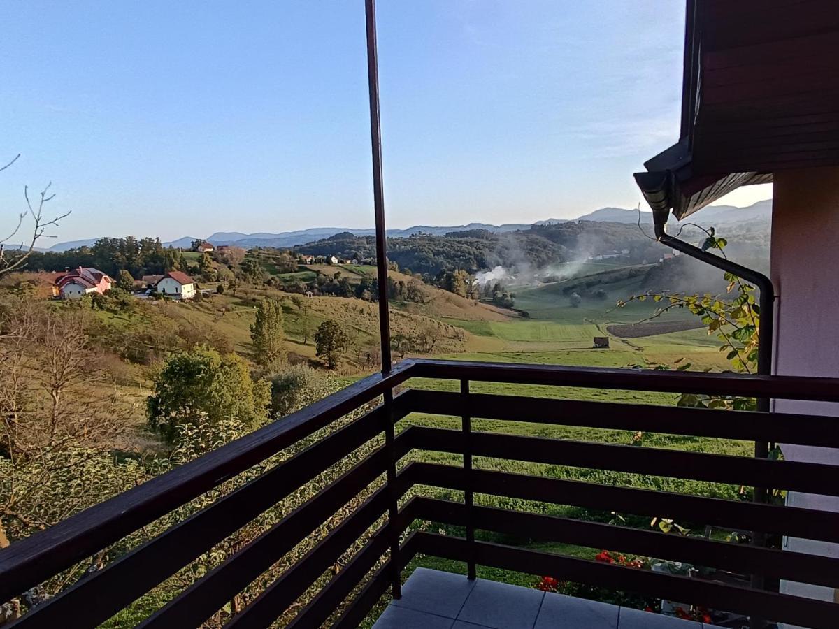 Ferienwohnung Hiska Na Gorci Podčetrtek Exterior foto