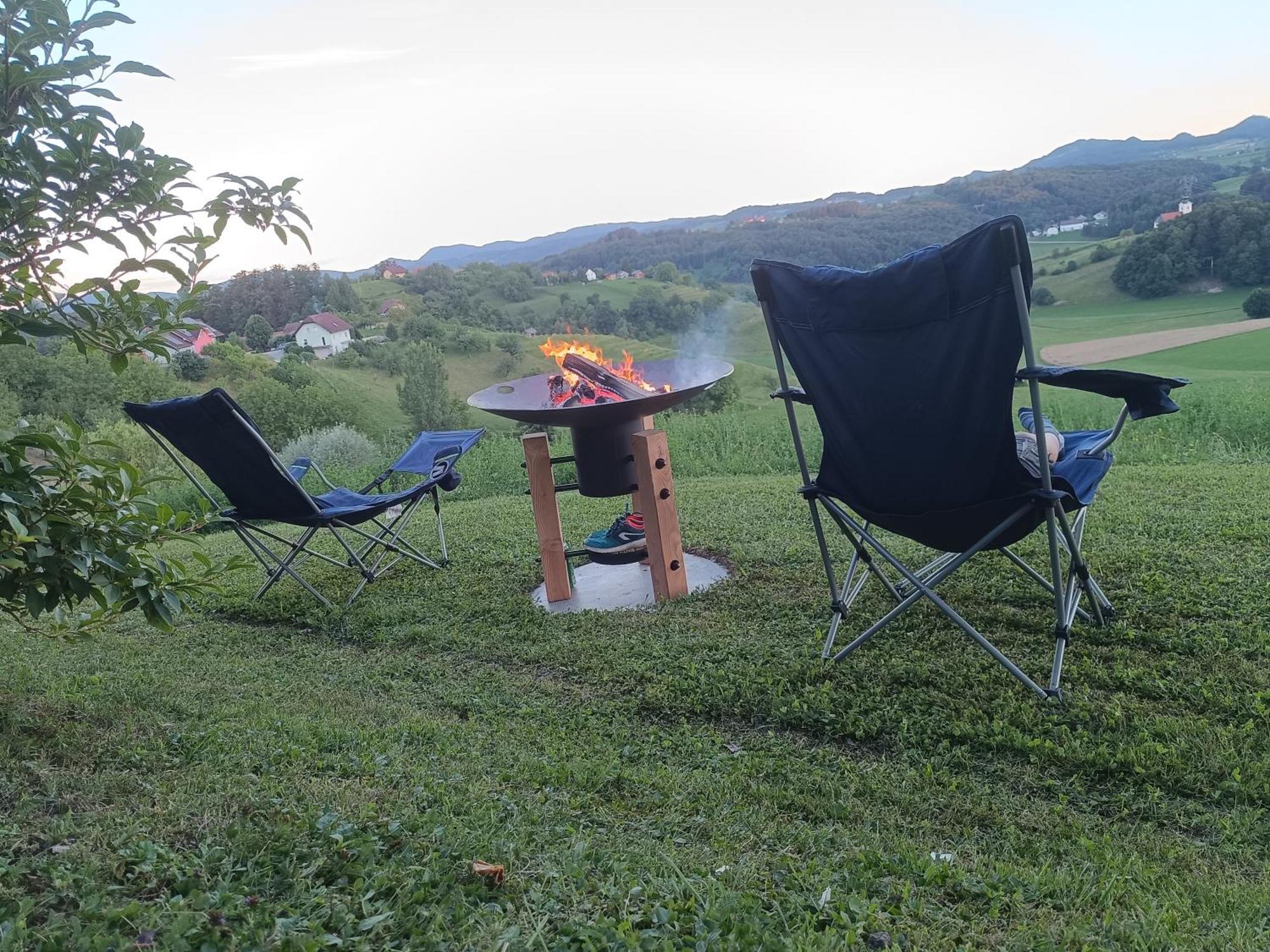 Ferienwohnung Hiska Na Gorci Podčetrtek Exterior foto