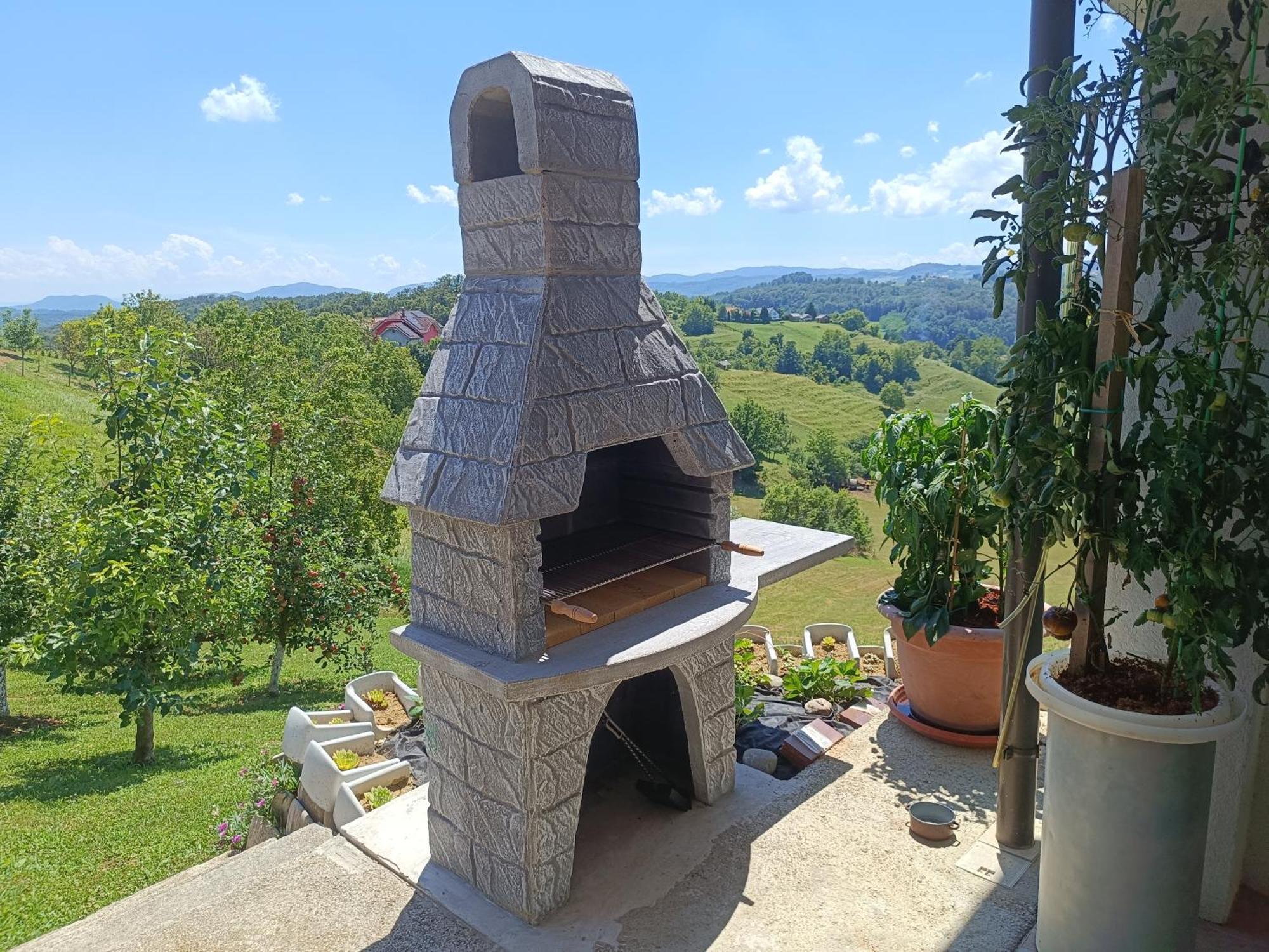 Ferienwohnung Hiska Na Gorci Podčetrtek Exterior foto